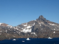26-eisberge-im-fjord